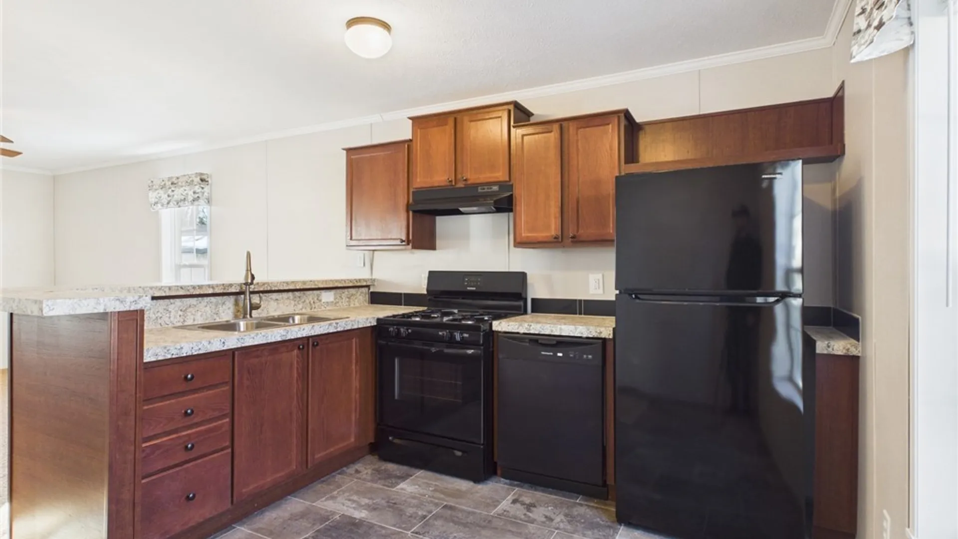 Property at 7898 Boston State Road, Hamburg, NY 14075 3