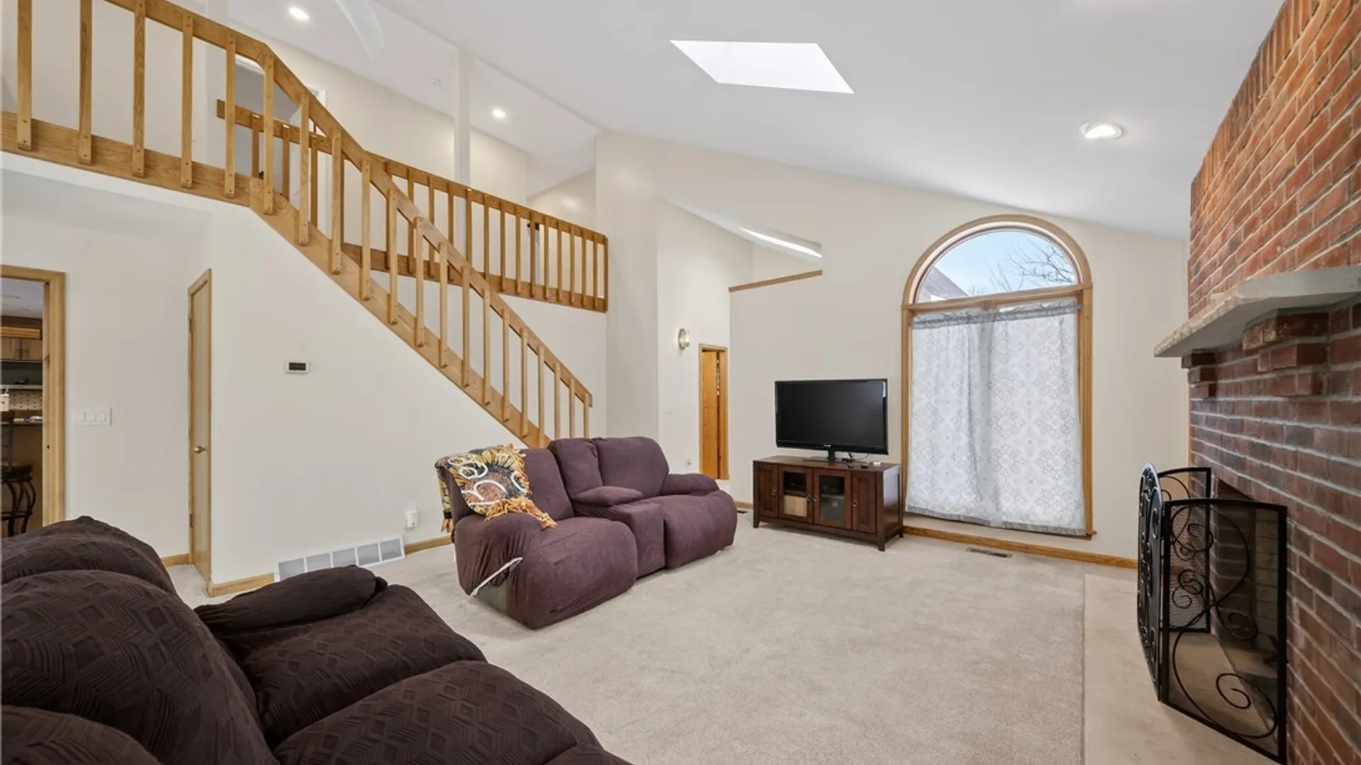 Property at 3291 Greenleafe Dr, Lysander, NY 13135 13