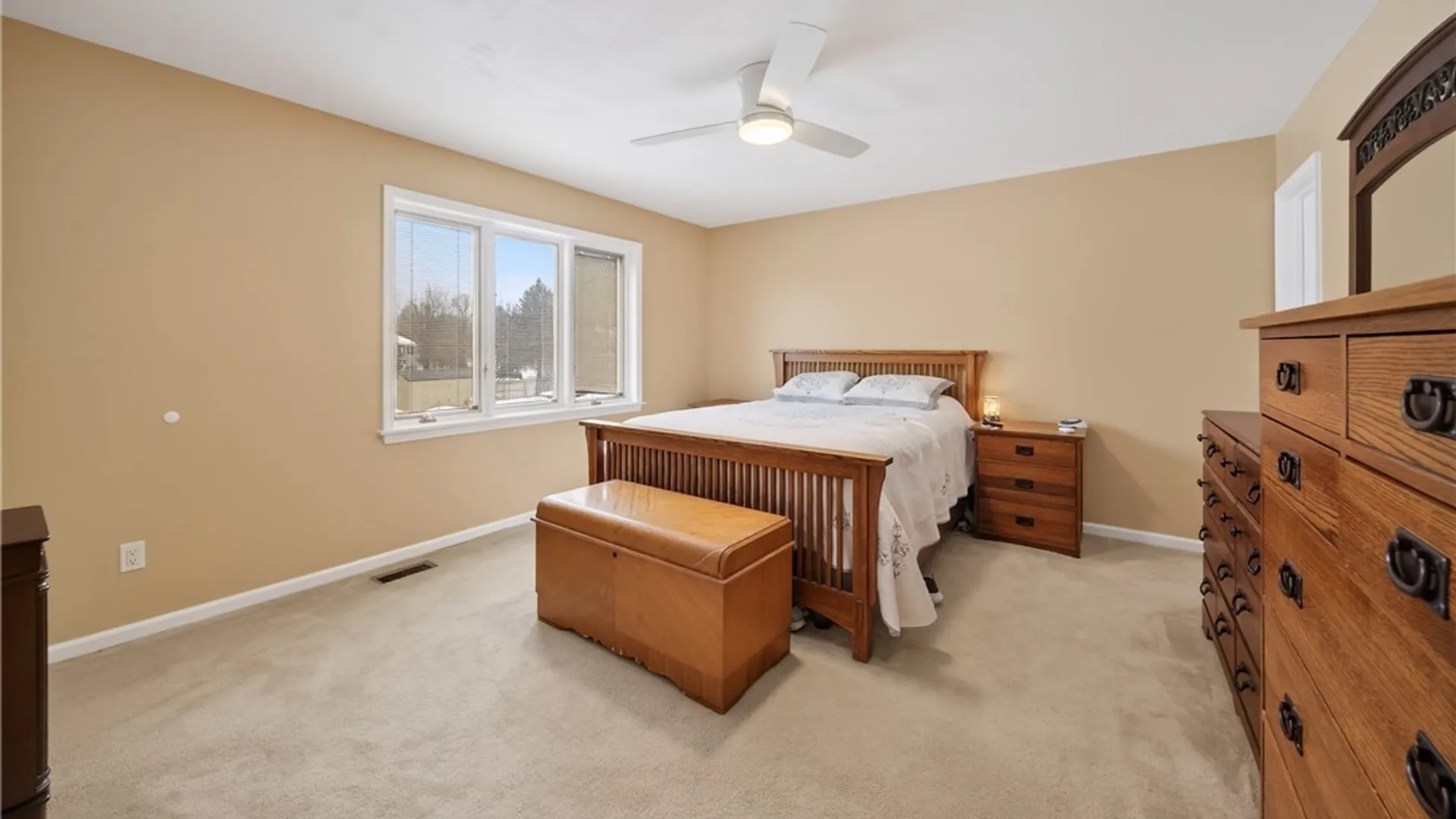Property at 3291 Greenleafe Dr, Lysander, NY 13135 34