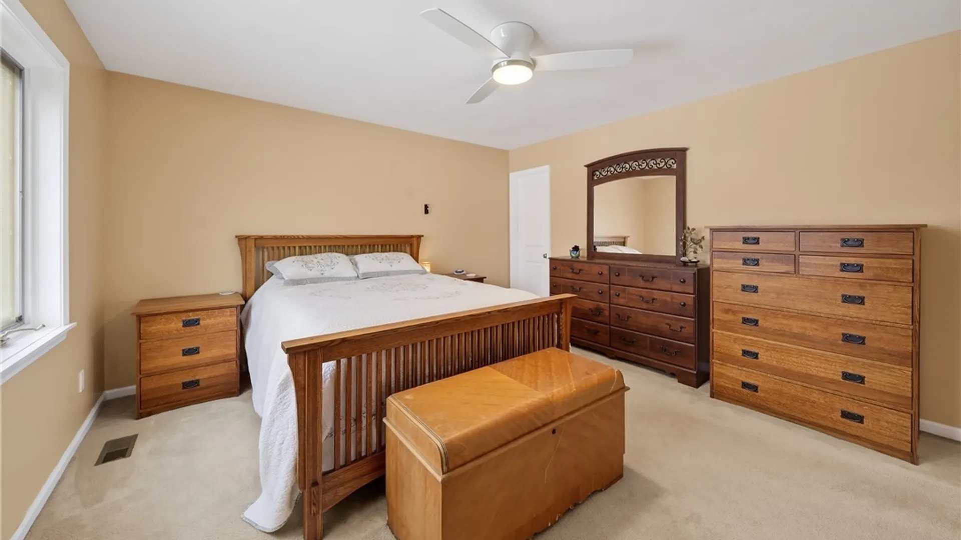 Property at 3291 Greenleafe Dr, Lysander, NY 13135 35