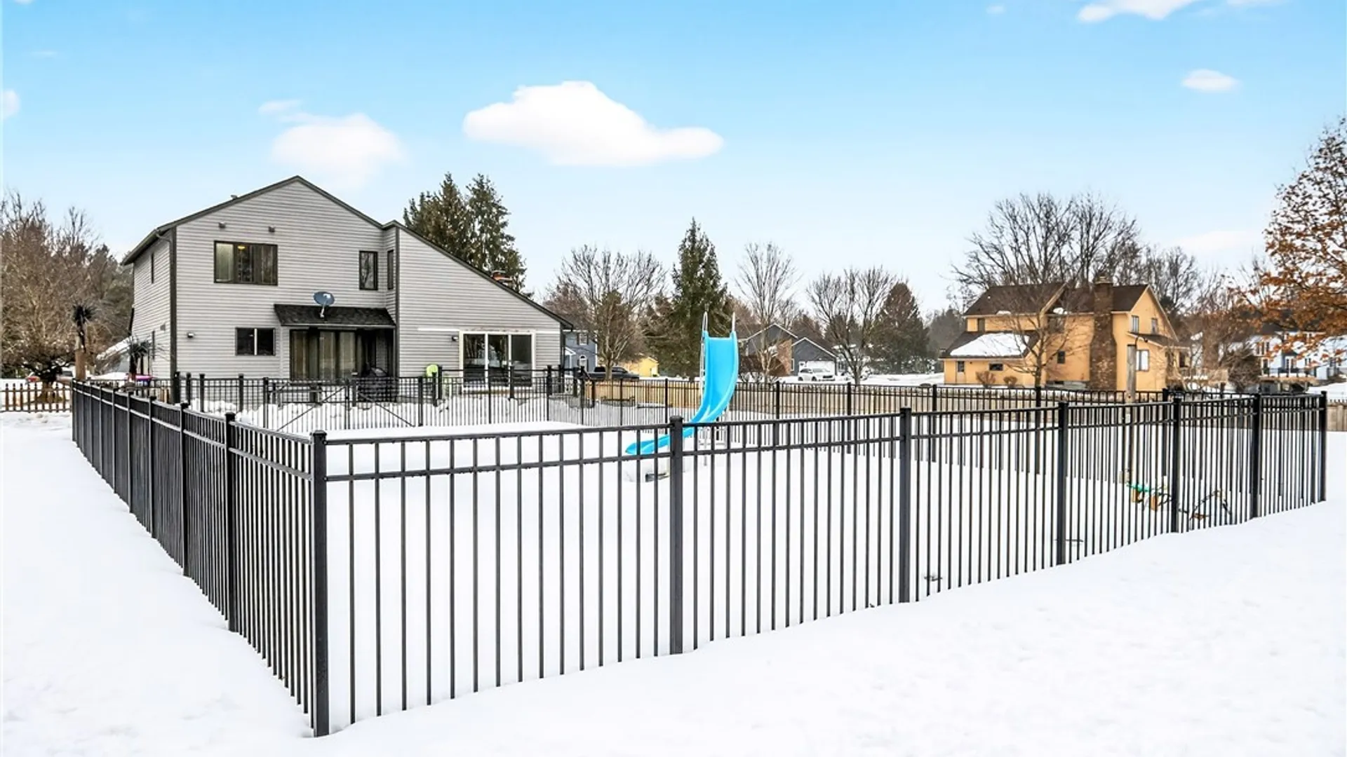 Property at 3291 Greenleafe Dr, Lysander, NY 13135 45