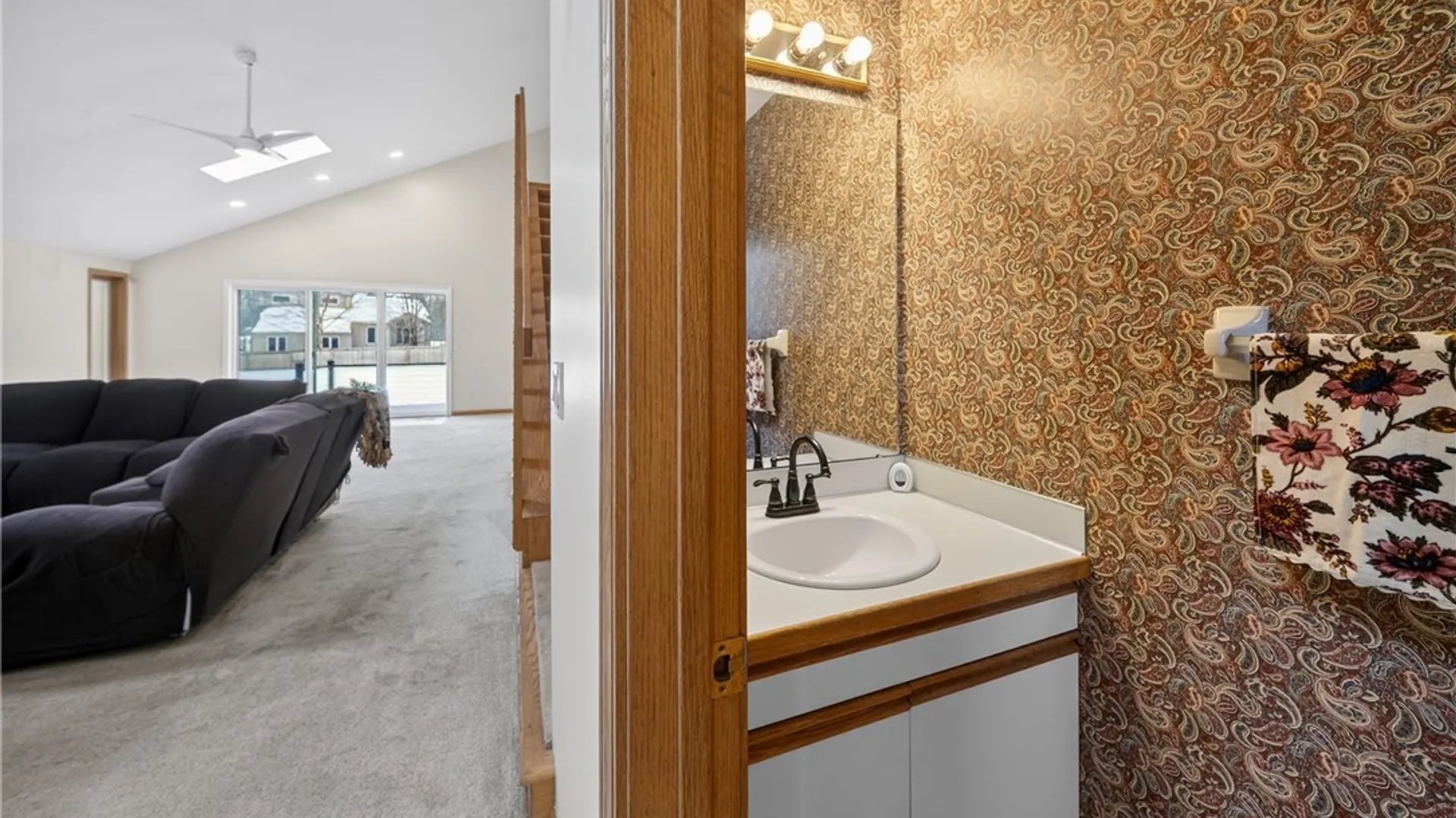 Property at 3291 Greenleafe Dr, Lysander, NY 13135 7