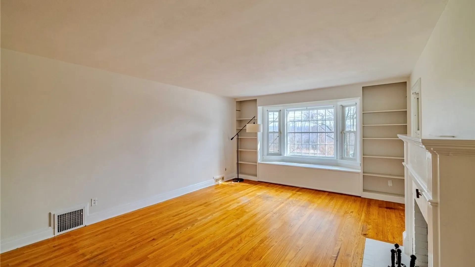 Property at 121 Butternut Drive, DeWitt, NY 13214 5