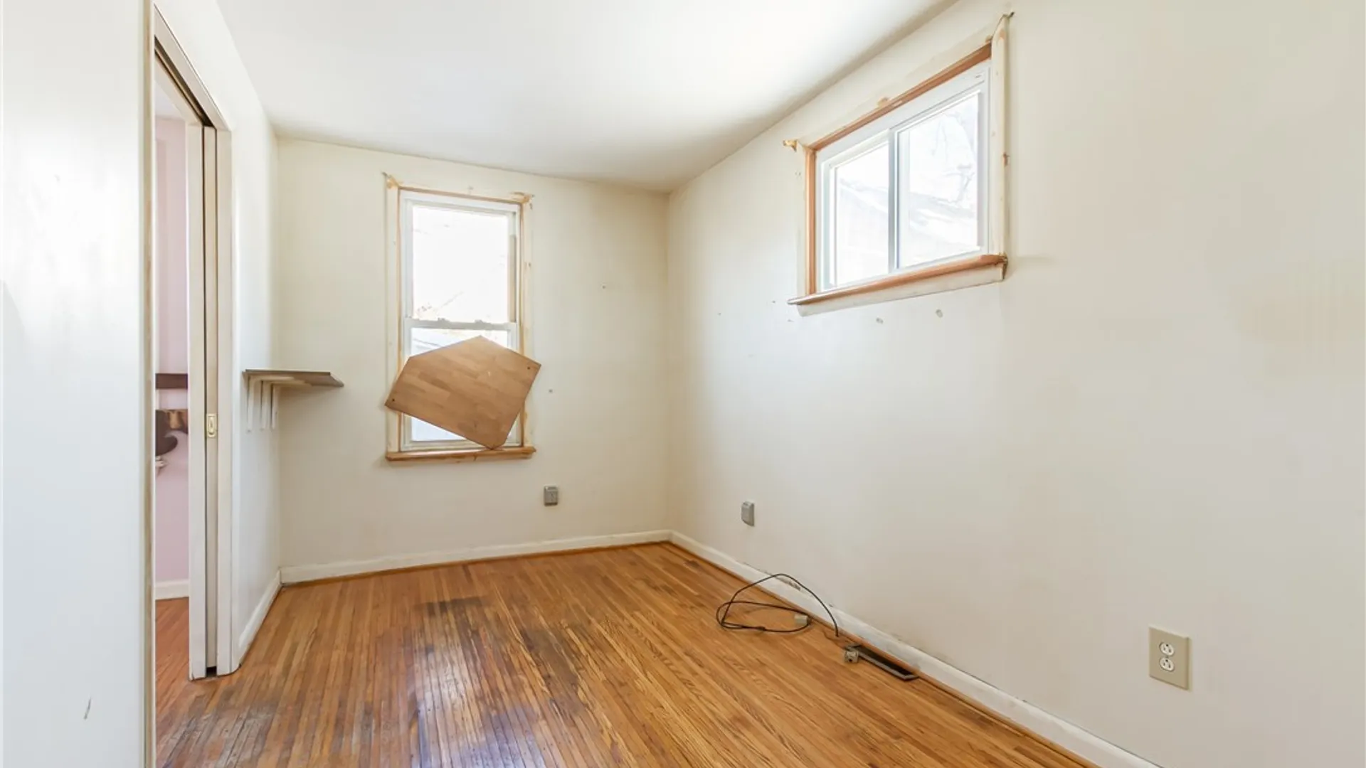 Property at 4 Sanford Place, Rochester, NY 14620 13