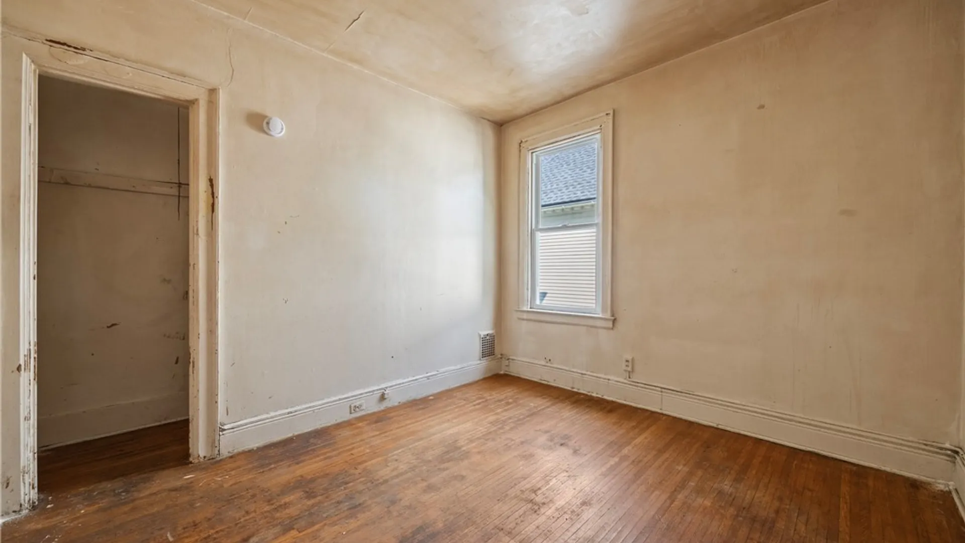 Property at 723 Delavan Avenue, Buffalo, NY 14222 25