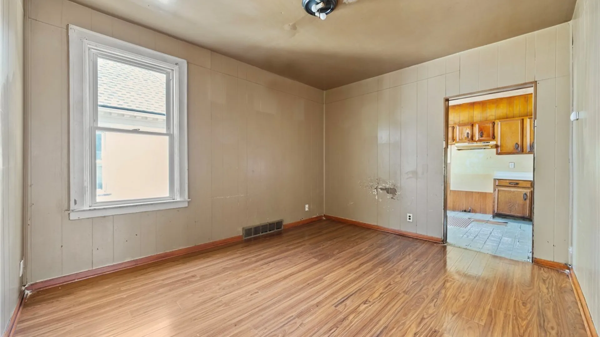 Property at 723 Delavan Avenue, Buffalo, NY 14222 26