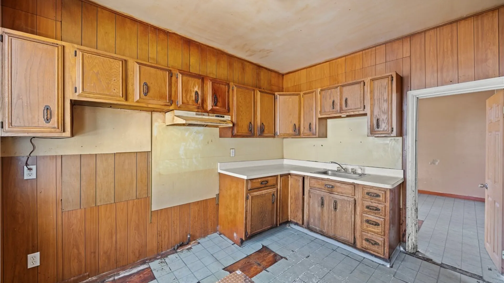 Property at 723 Delavan Avenue, Buffalo, NY 14222 28