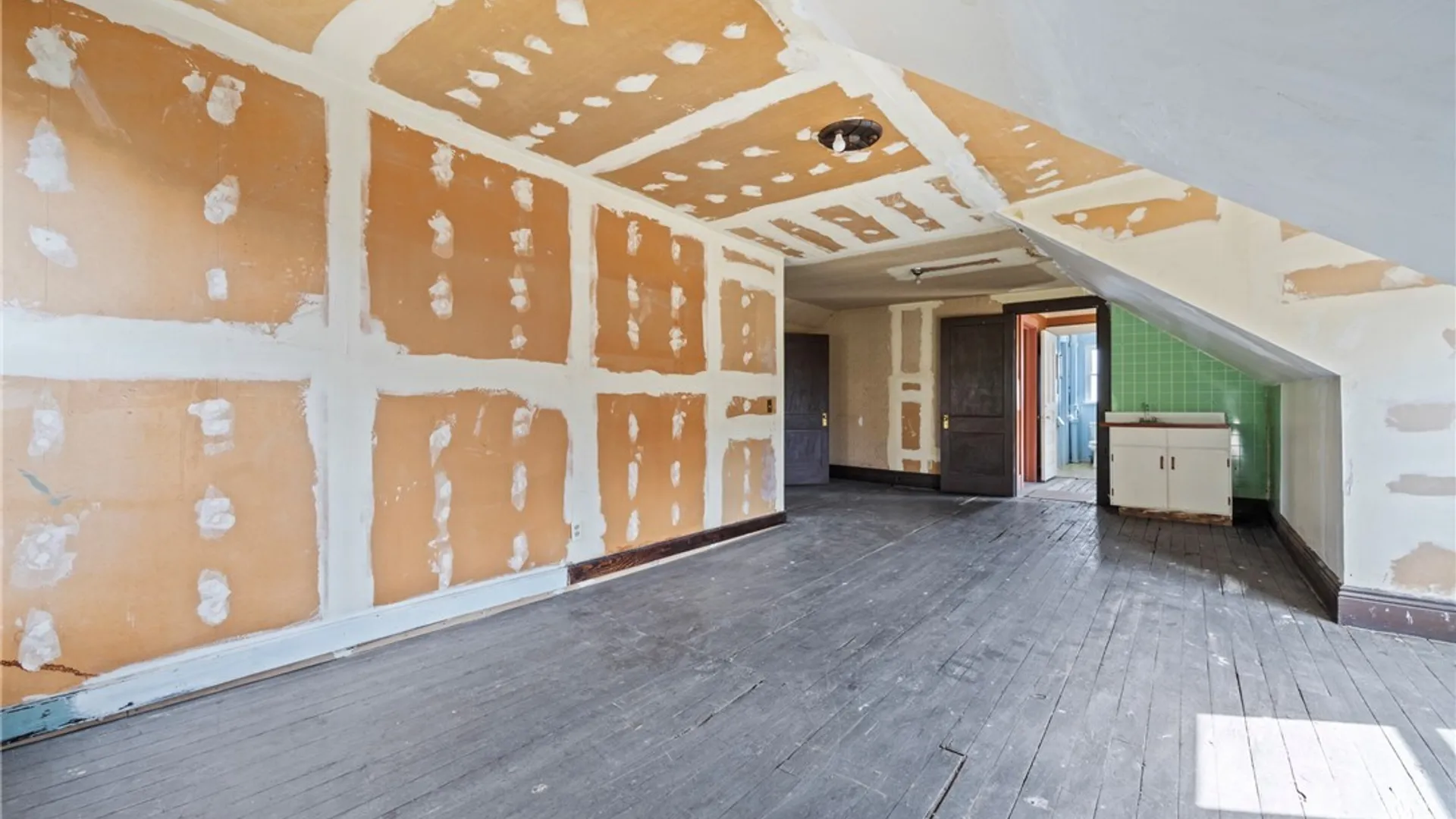 Property at 723 Delavan Avenue, Buffalo, NY 14222 36