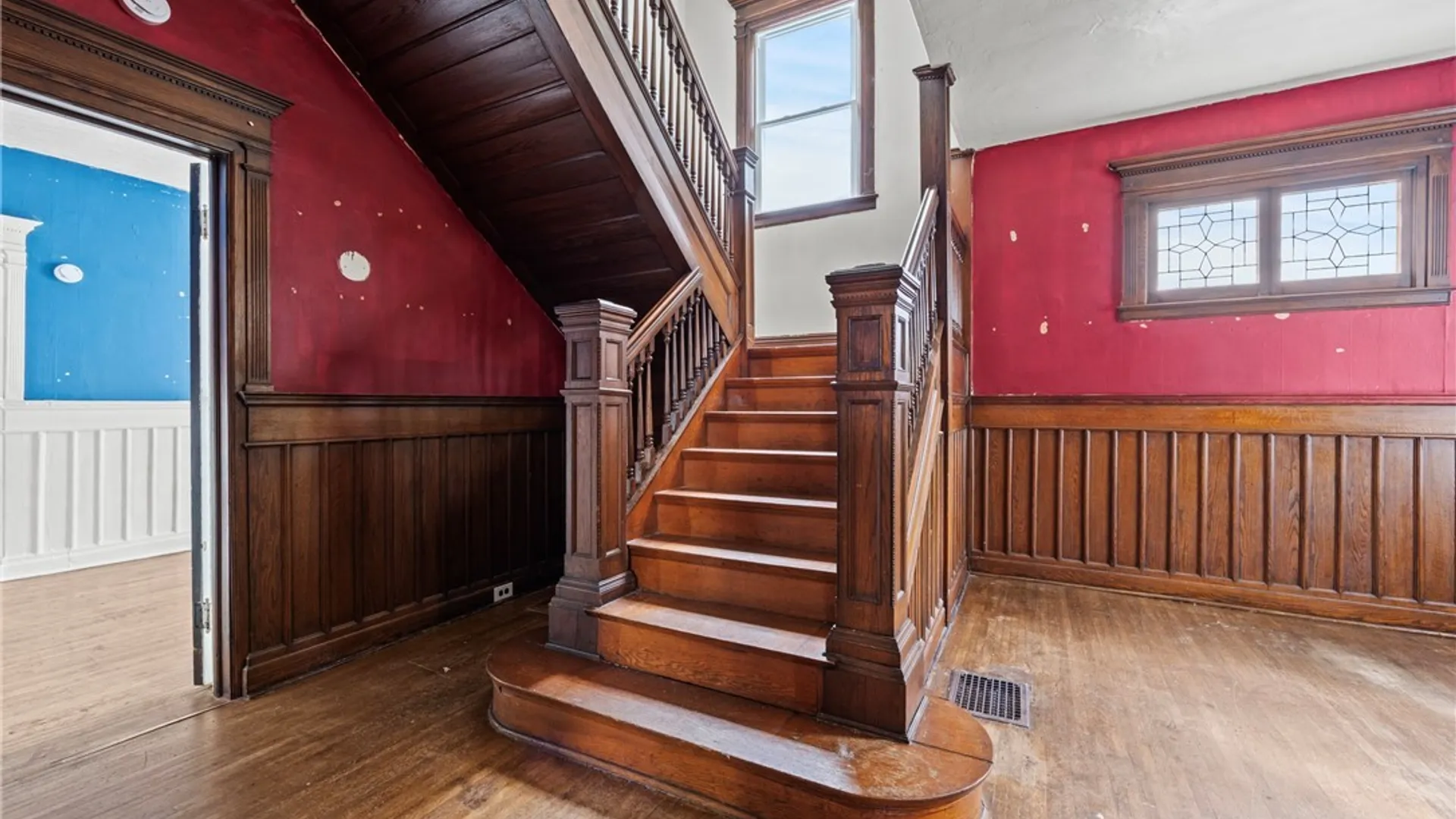 Property at 723 Delavan Avenue, Buffalo, NY 14222 4