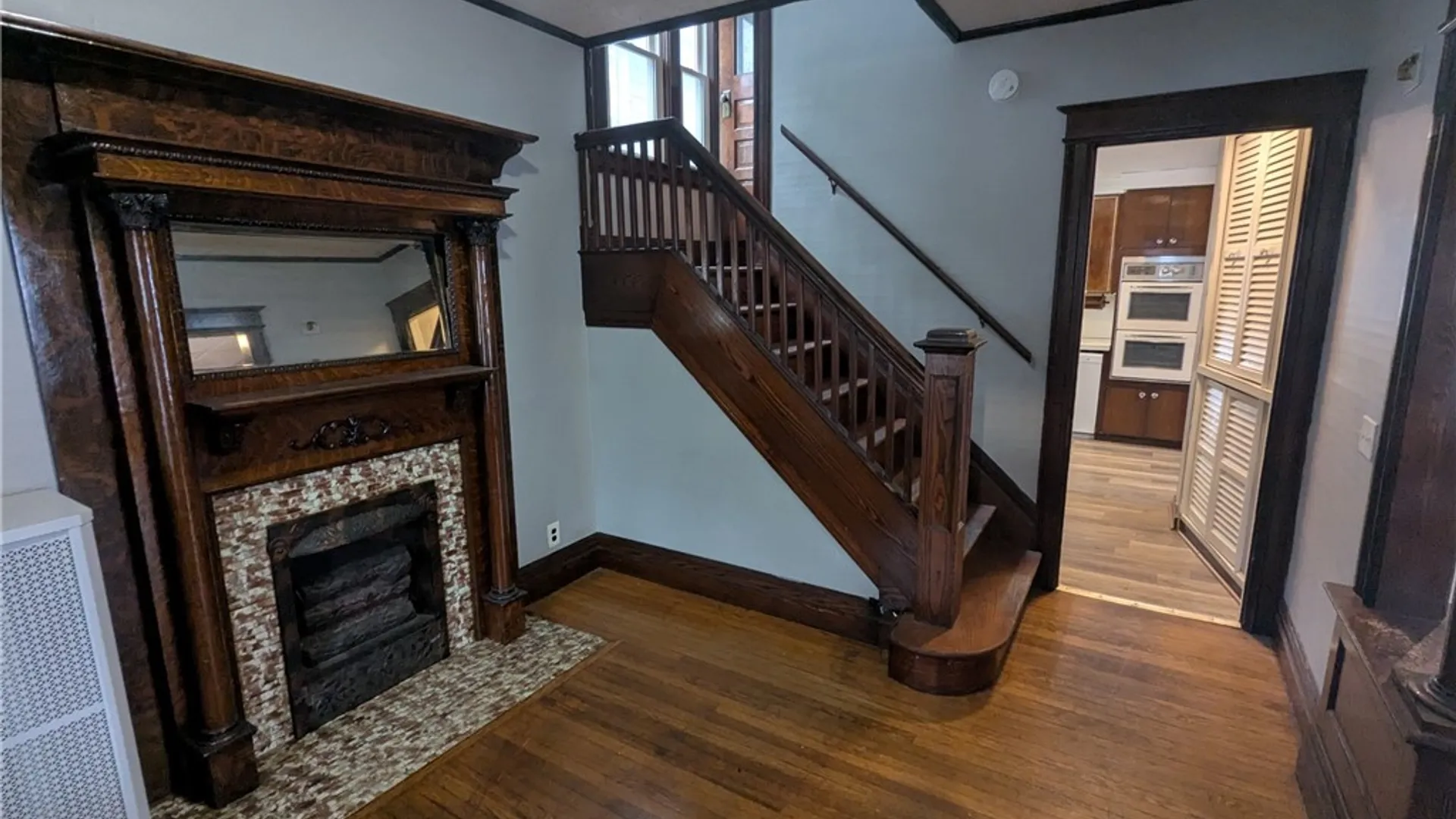 Property at 18 Melrose Street, Rochester, NY 14619 3