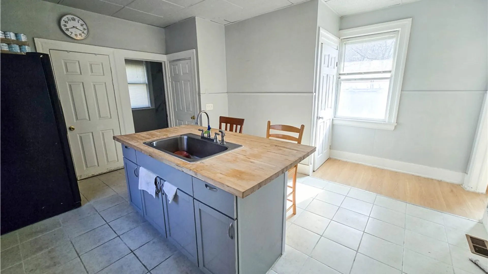 Property at 130 Lincoln Street, Rochester, NY 14605 6