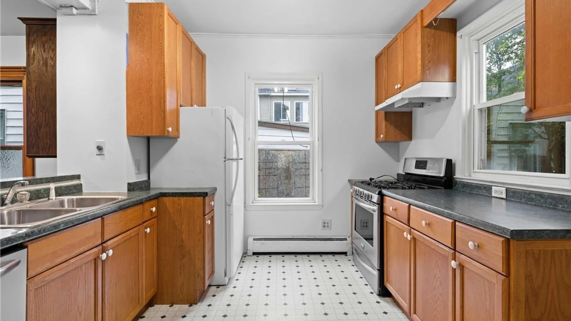 Property at 330 Ashland Avenue, Buffalo, NY 14222 12