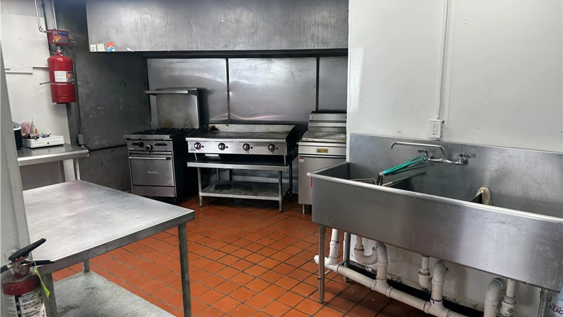 Property at 325-327 North Street, Rochester, NY 14605 7