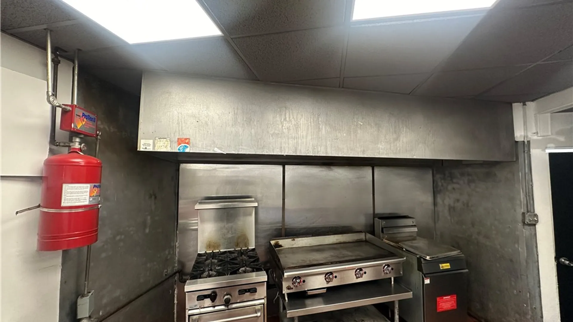 Property at 325-327 North Street, Rochester, NY 14605 8