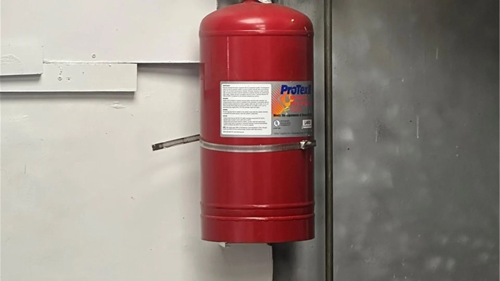 Property at 325-327 North Street, Rochester, NY 14605 9