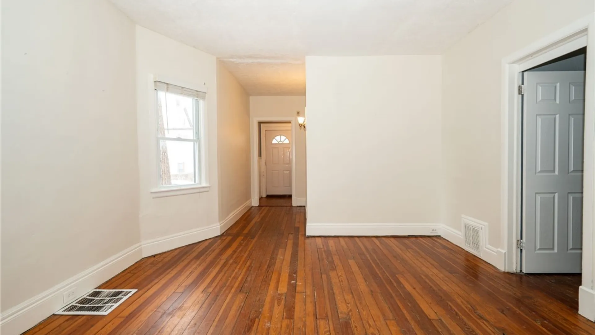 Property at 11 Hoyt Street, Buffalo, NY 14213 10