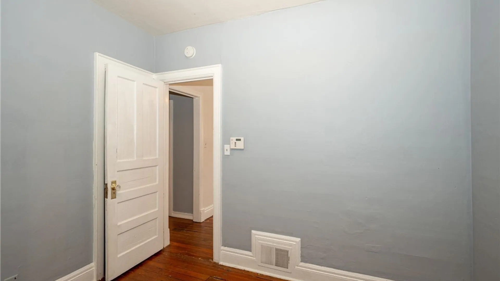 Property at 11 Hoyt Street, Buffalo, NY 14213 20