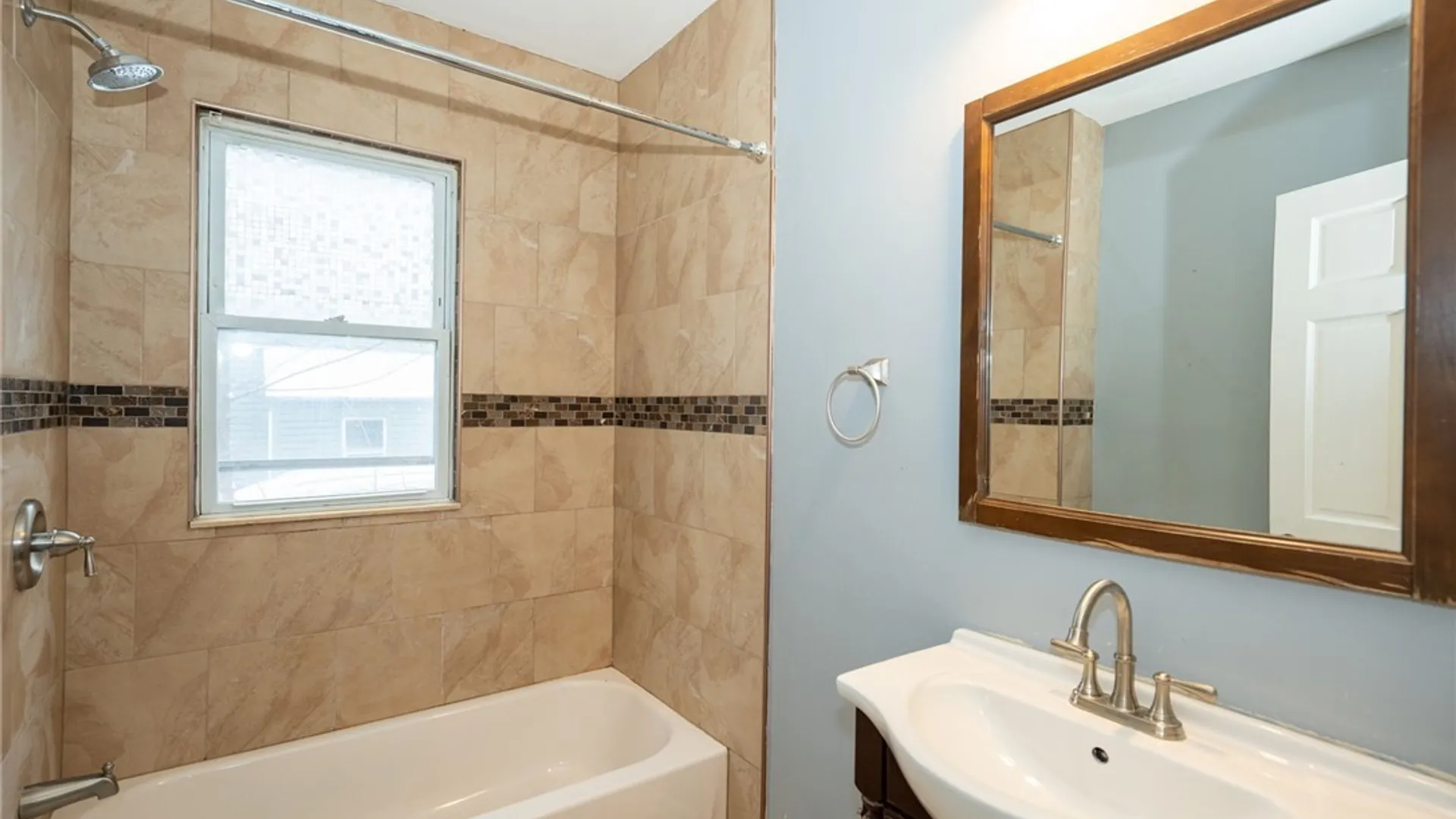 Property at 11 Hoyt Street, Buffalo, NY 14213 26