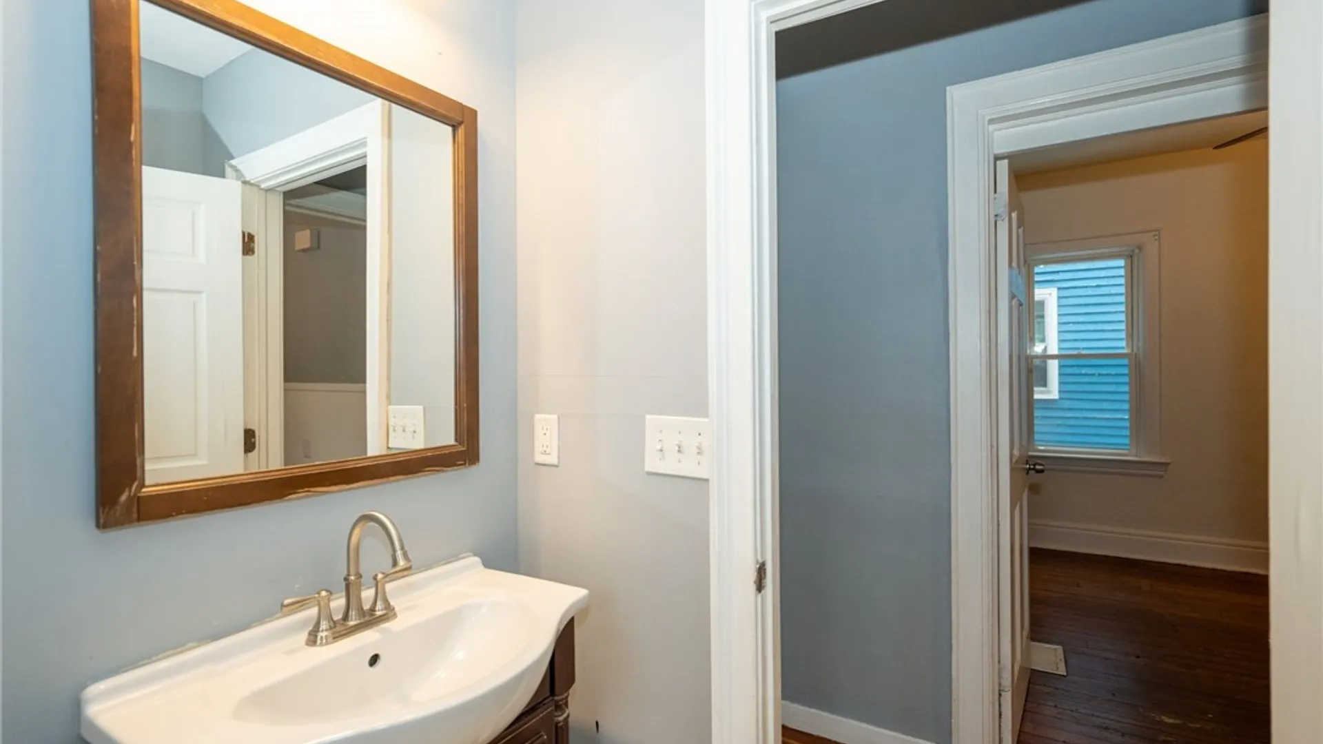 Property at 11 Hoyt Street, Buffalo, NY 14213 27