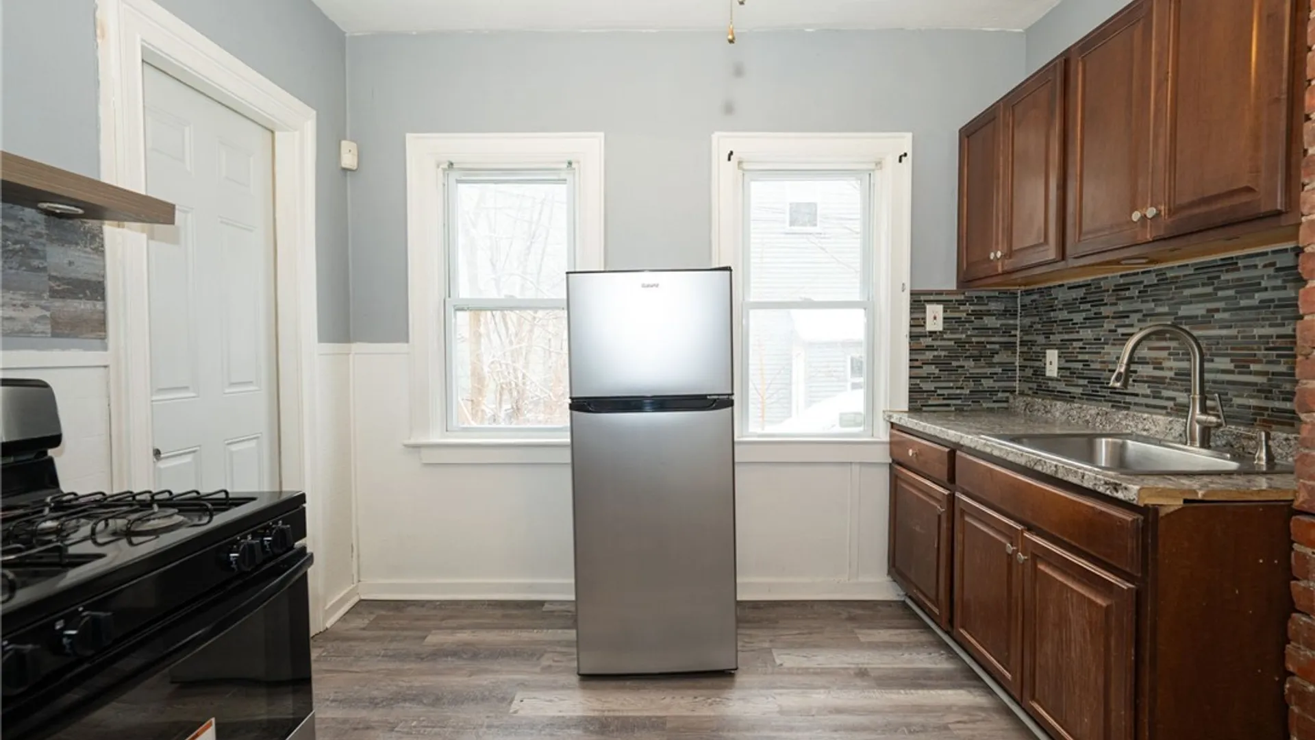 Property at 11 Hoyt Street, Buffalo, NY 14213 29