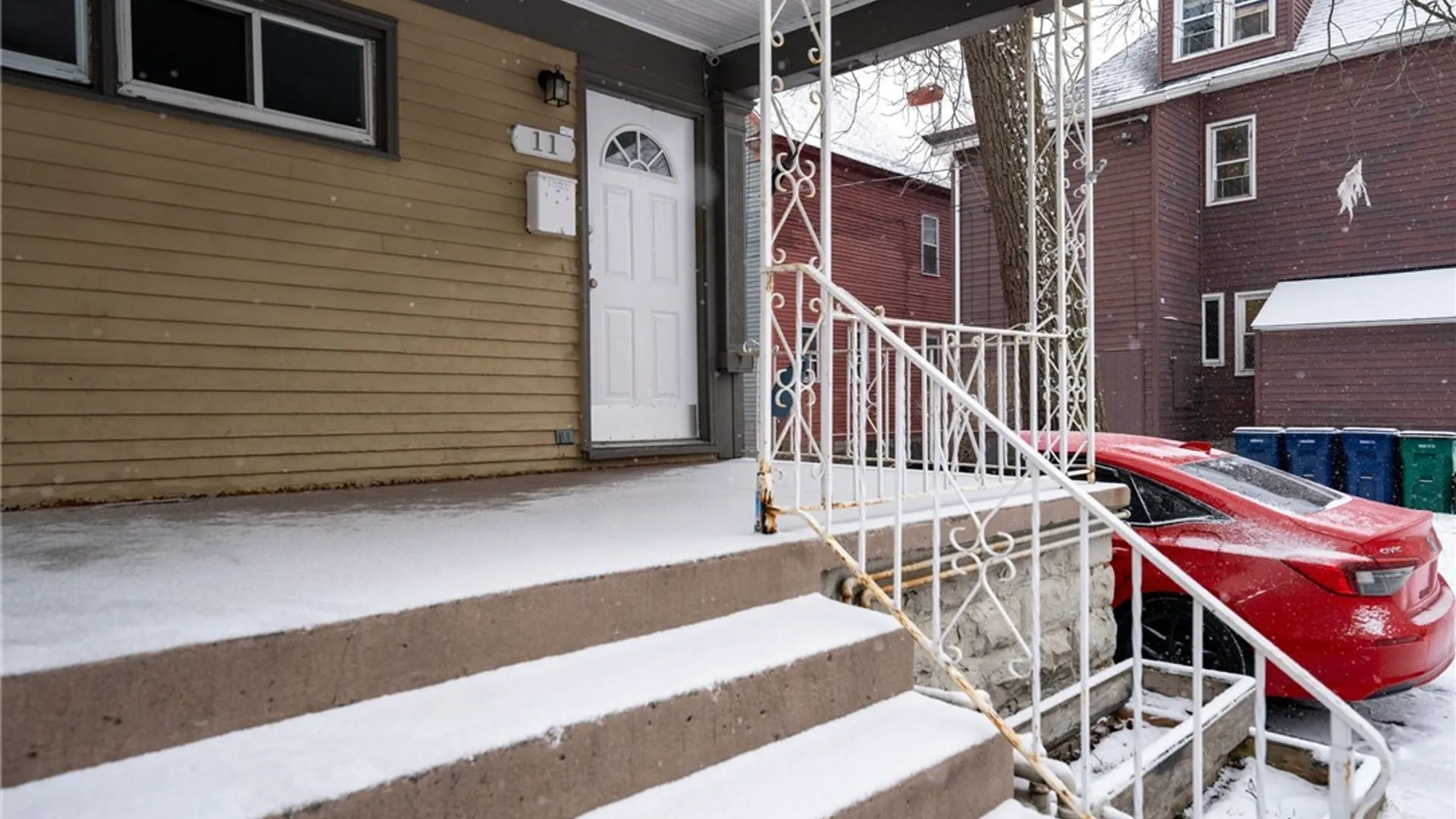 Property at 11 Hoyt Street, Buffalo, NY 14213 3