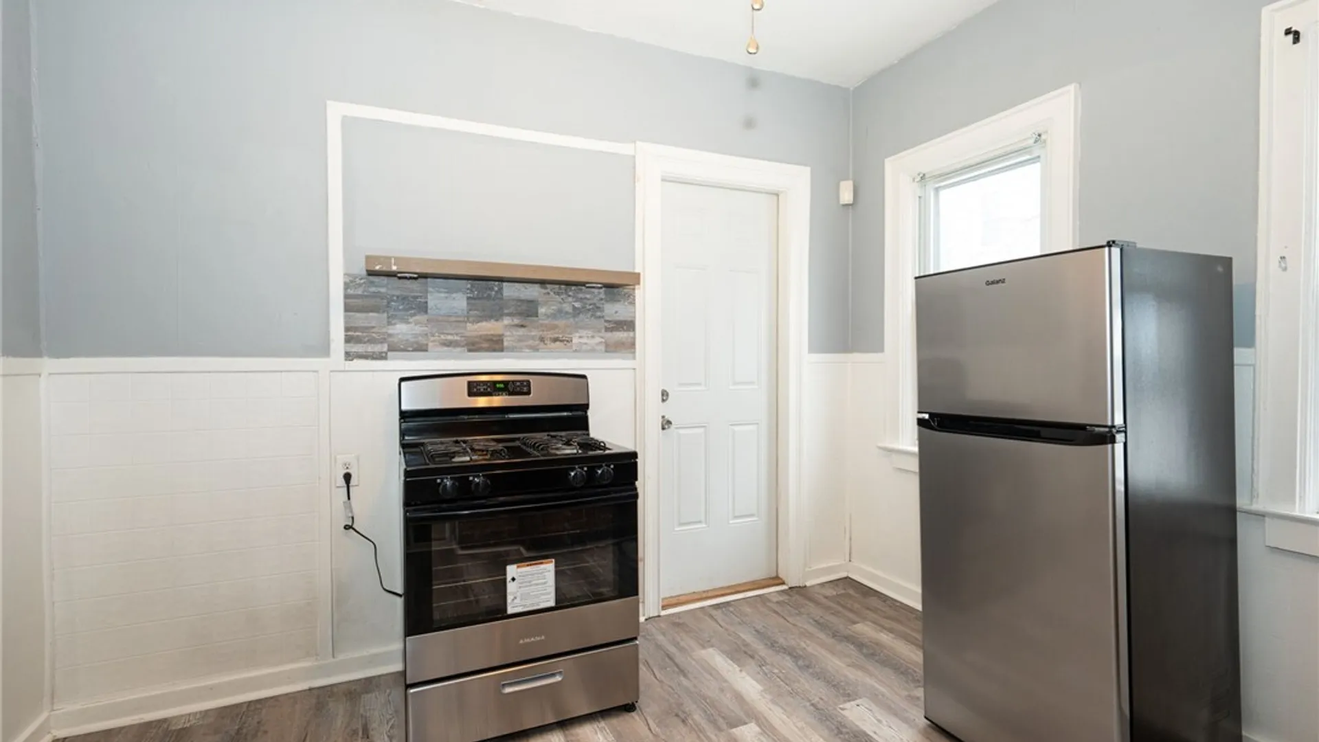Property at 11 Hoyt Street, Buffalo, NY 14213 30