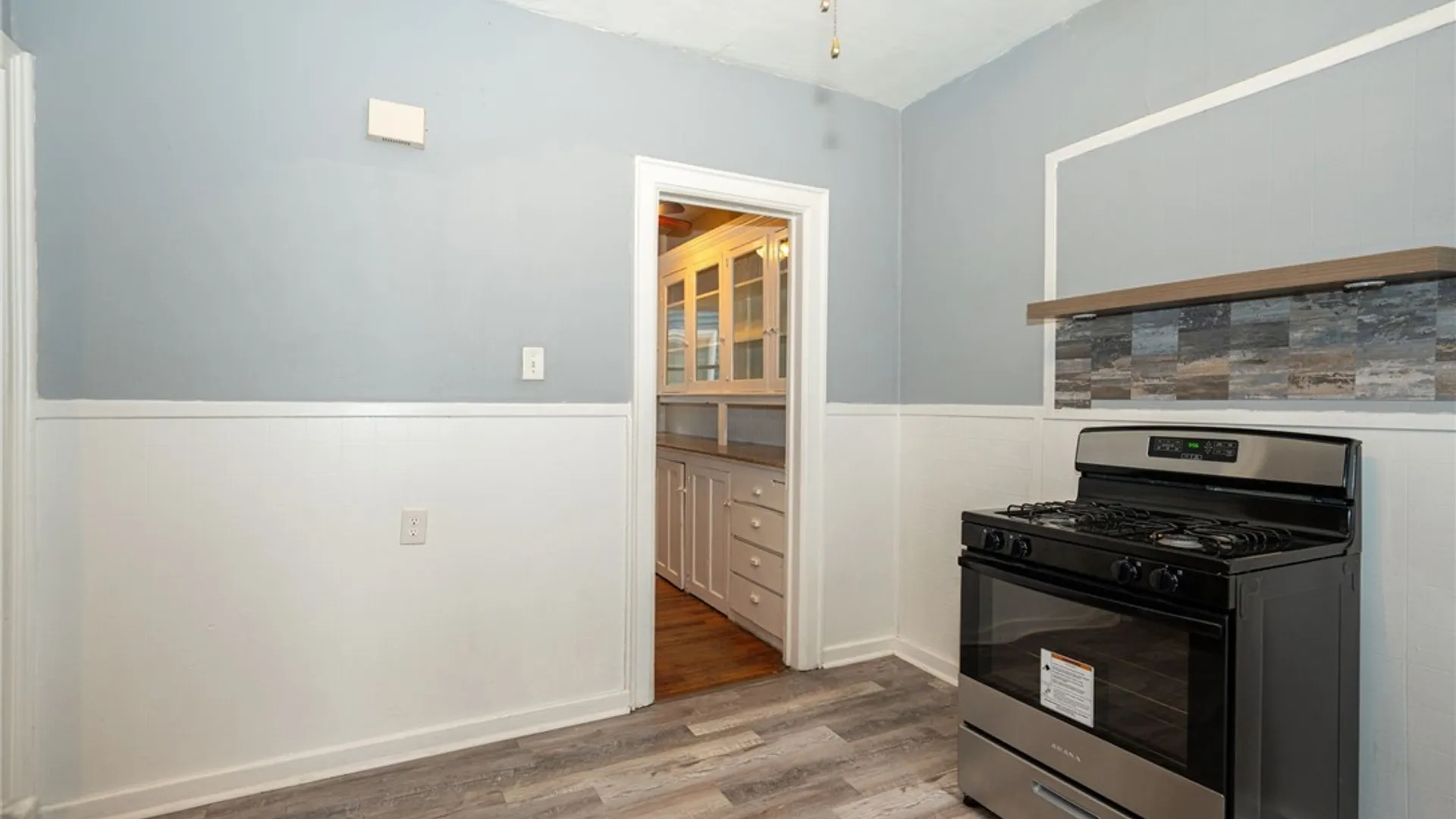 Property at 11 Hoyt Street, Buffalo, NY 14213 31
