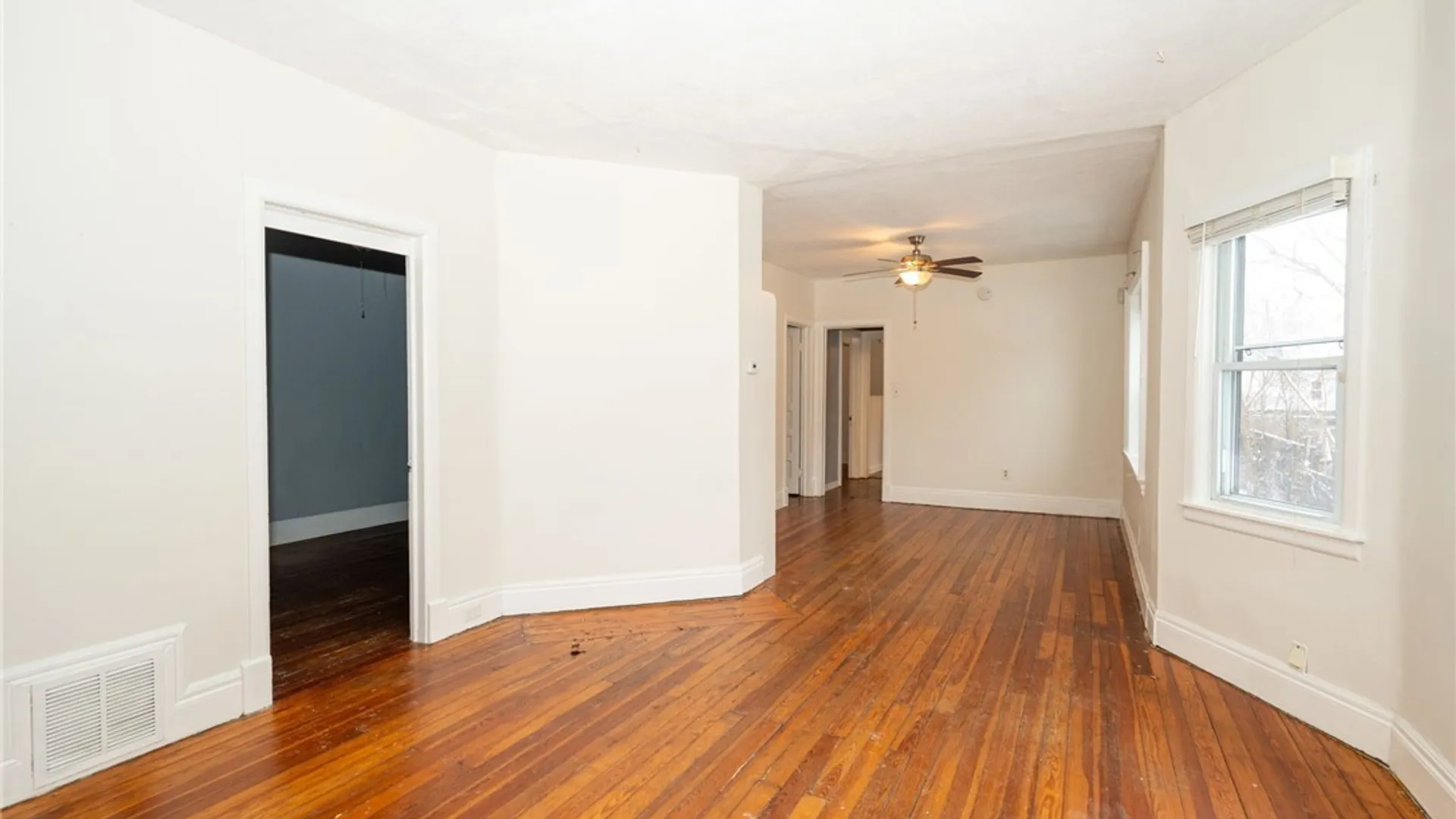 Property at 11 Hoyt Street, Buffalo, NY 14213 6