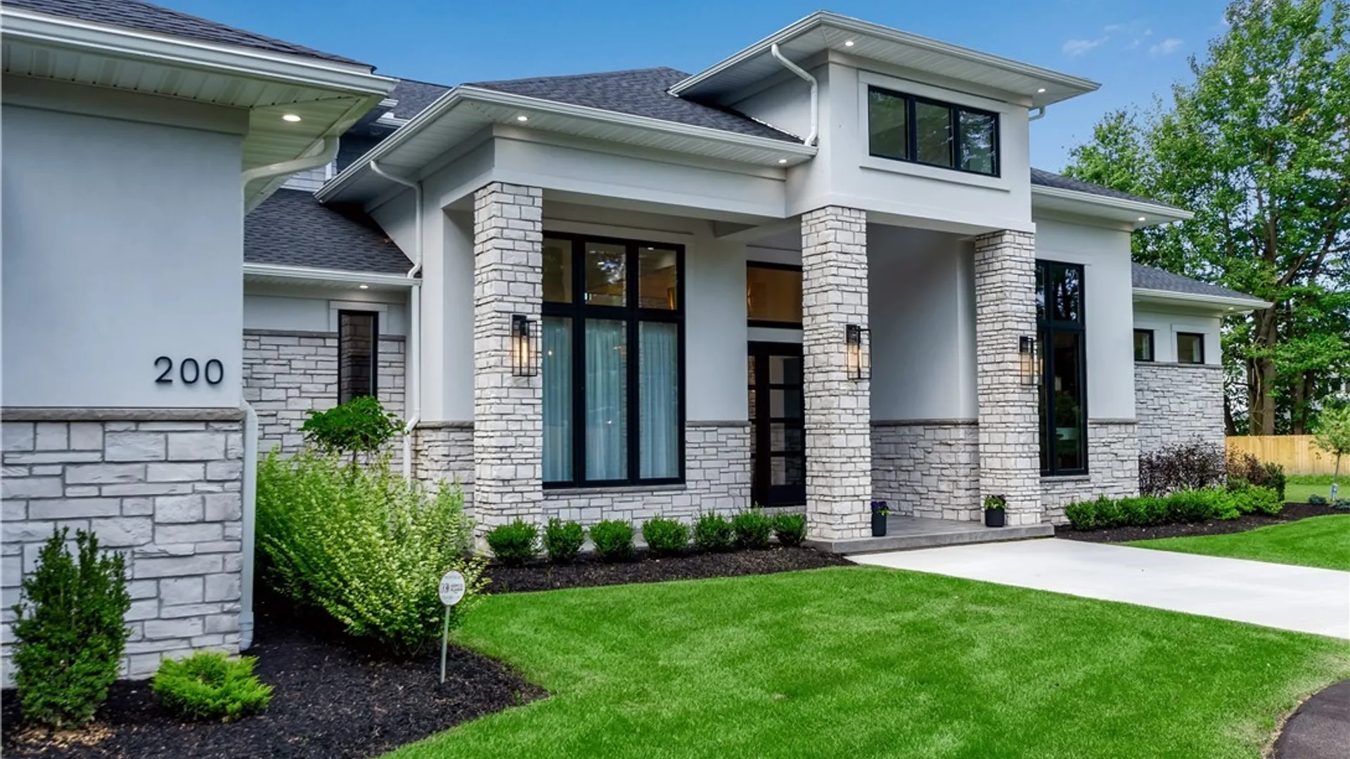 Property at 200 Paradise Road, Amherst, NY 14051 2