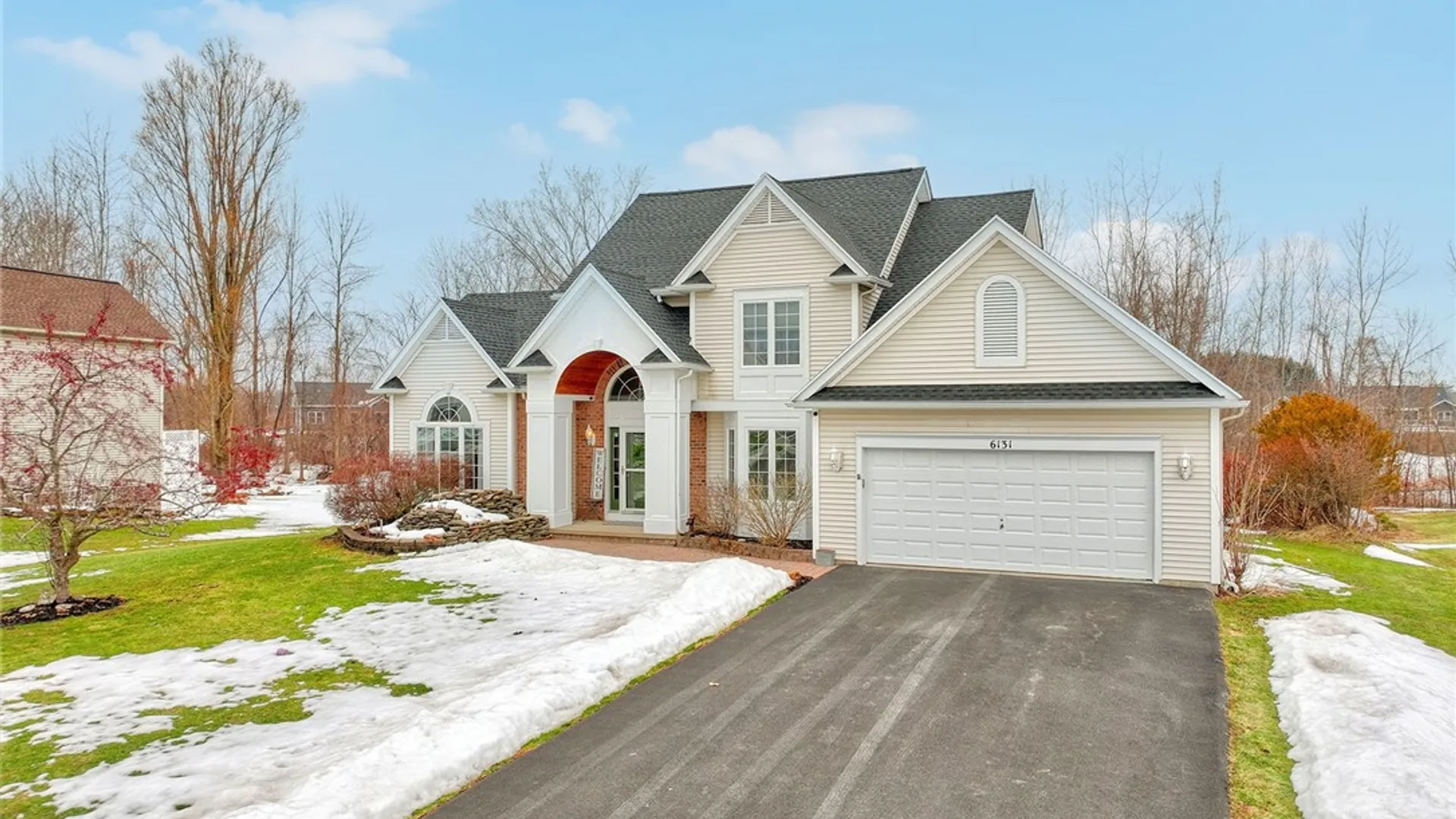 Property at 6131 La Frank Drive, Ontario, NY 14519 4