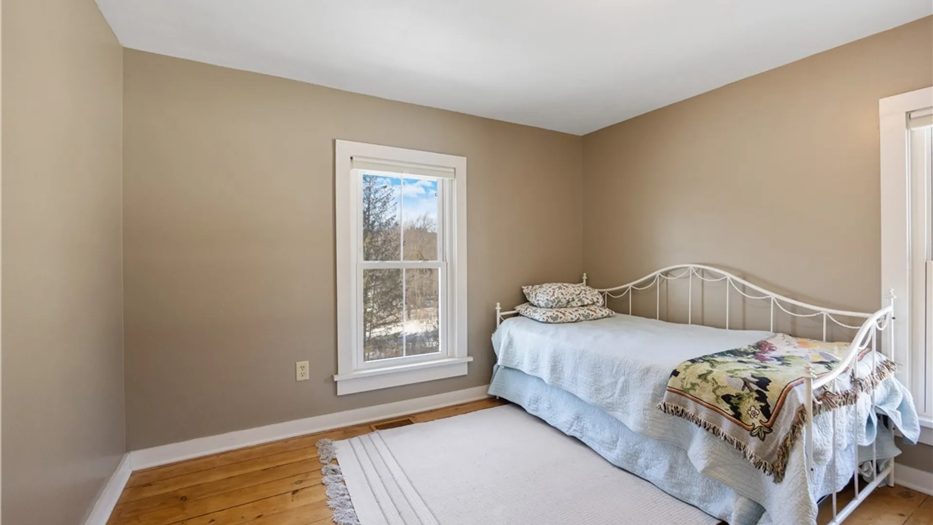 Property at 51 Burton Street, Cazenovia, NY 13035 28