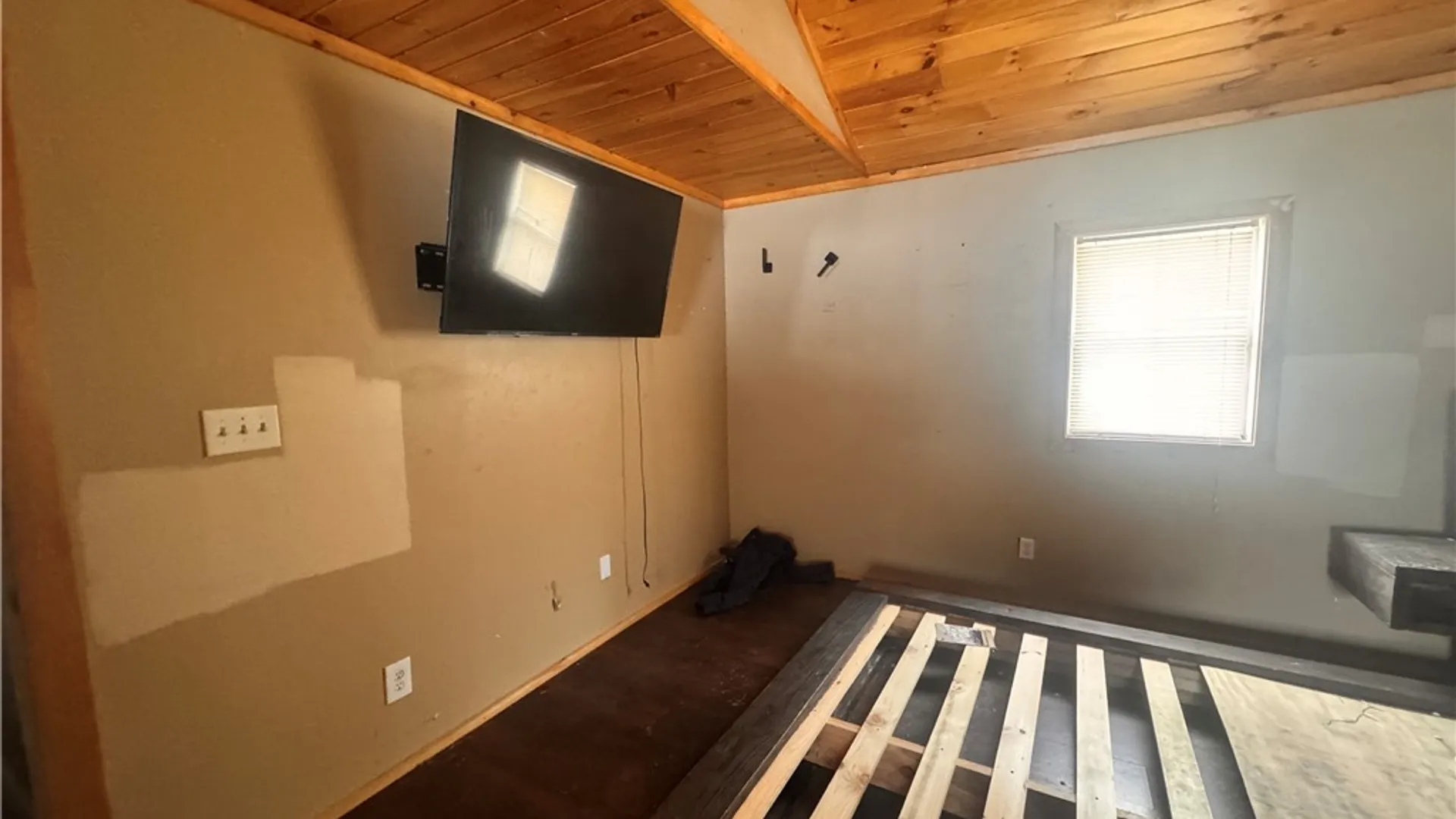 Property at 103 Doris Park Drive, Constantia, NY 13044 11