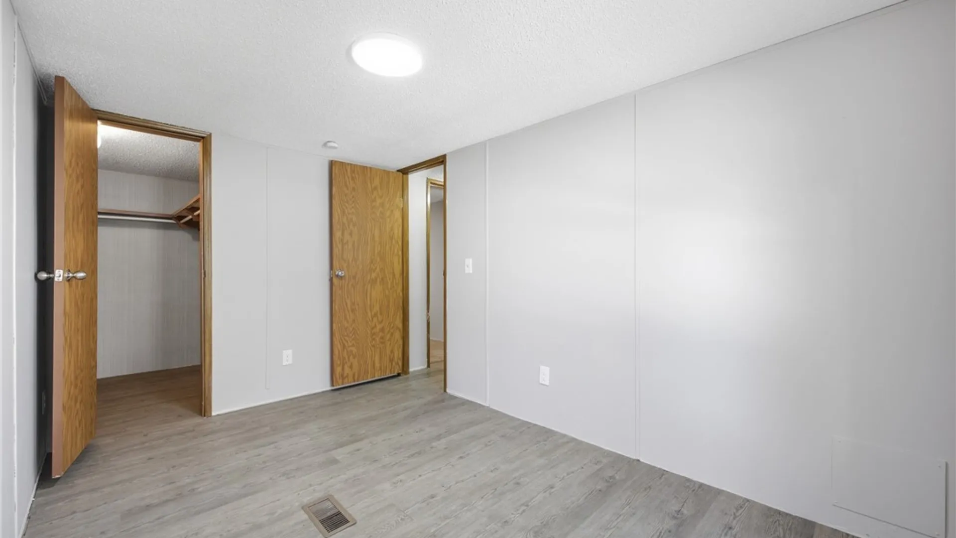 Property at 29 Meadow Lane, Yorkshire, NY 14042 19