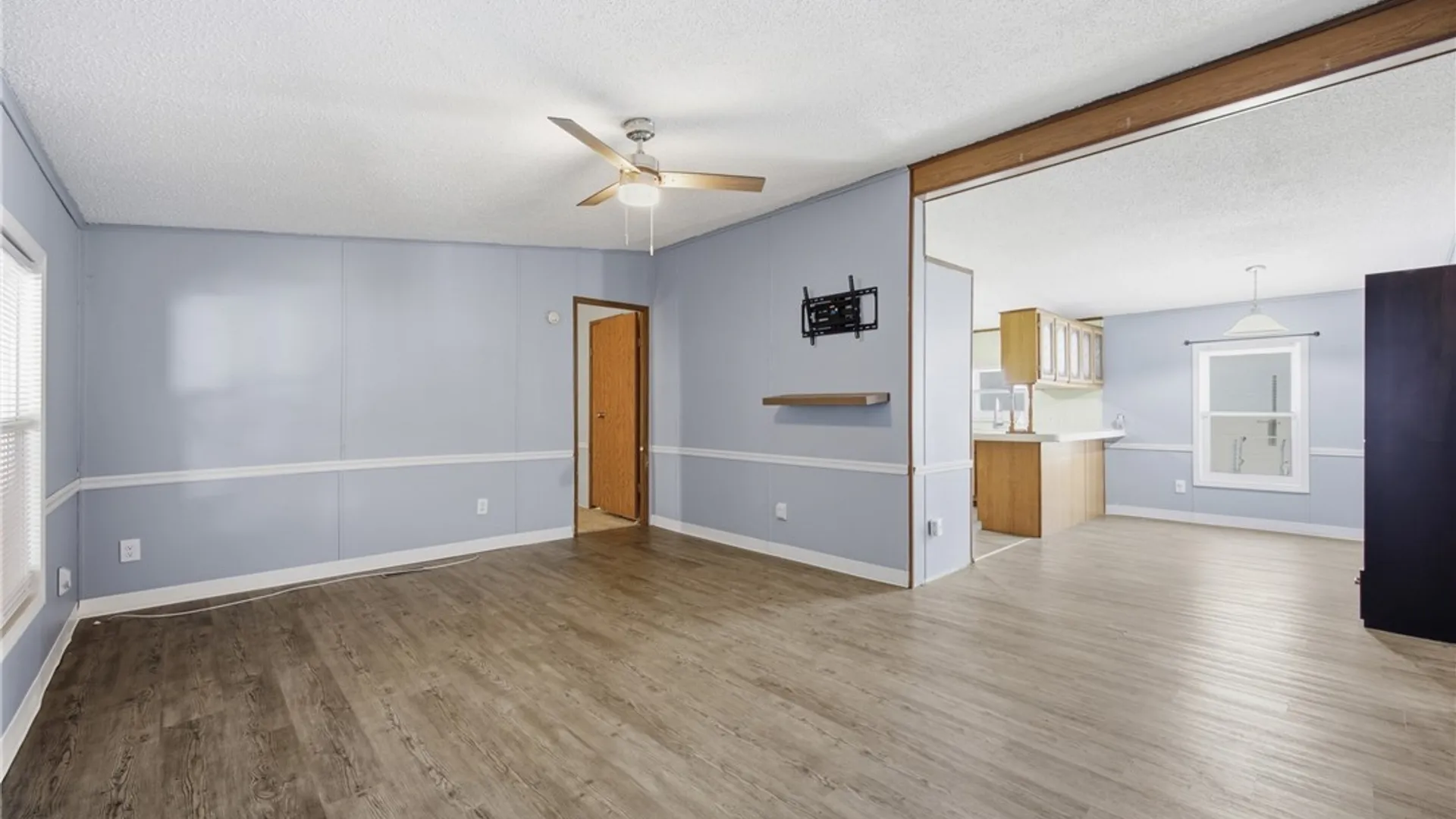 Property at 29 Meadow Lane, Yorkshire, NY 14042 4