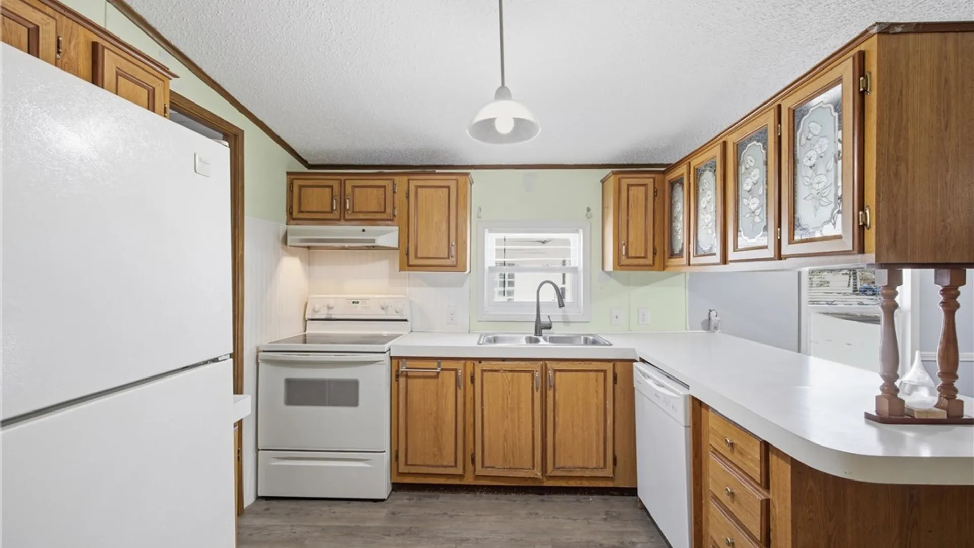 Property at 29 Meadow Lane, Yorkshire, NY 14042 9