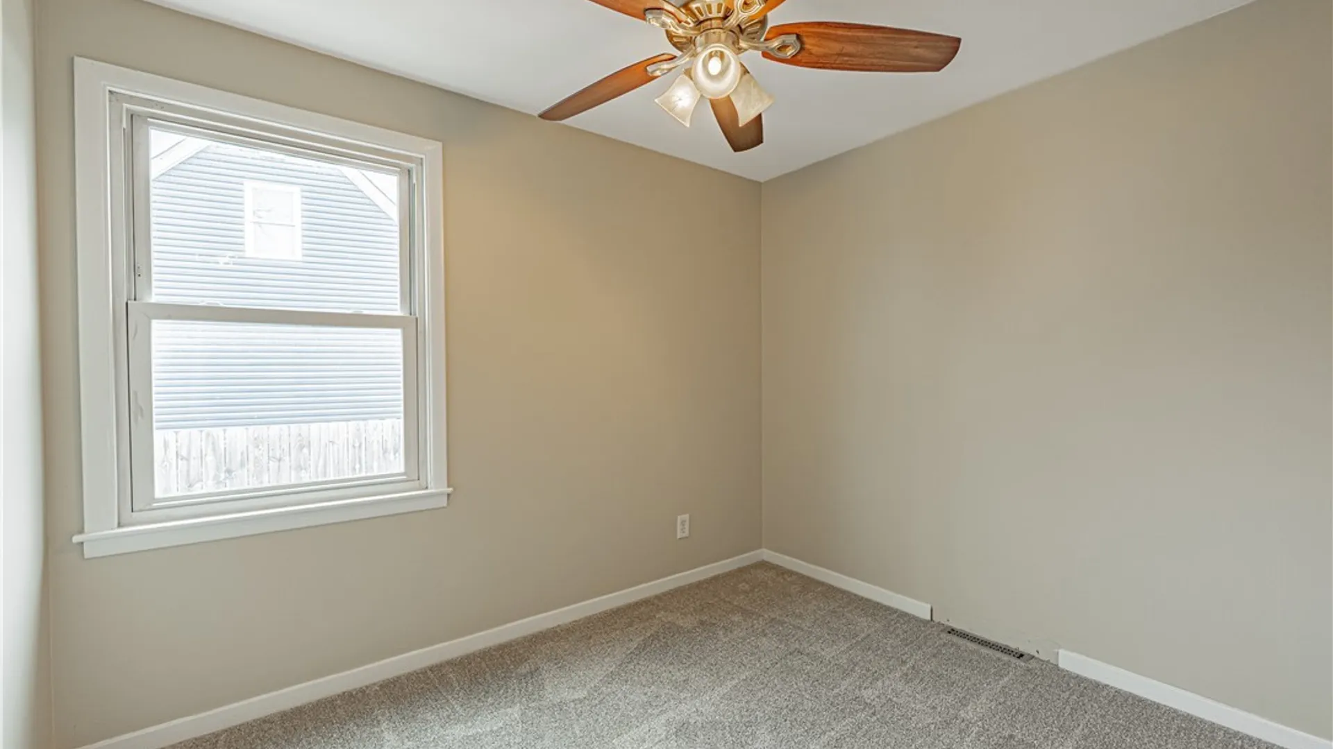 Property at 7811 Porter Road, Niagara, NY 14304 24