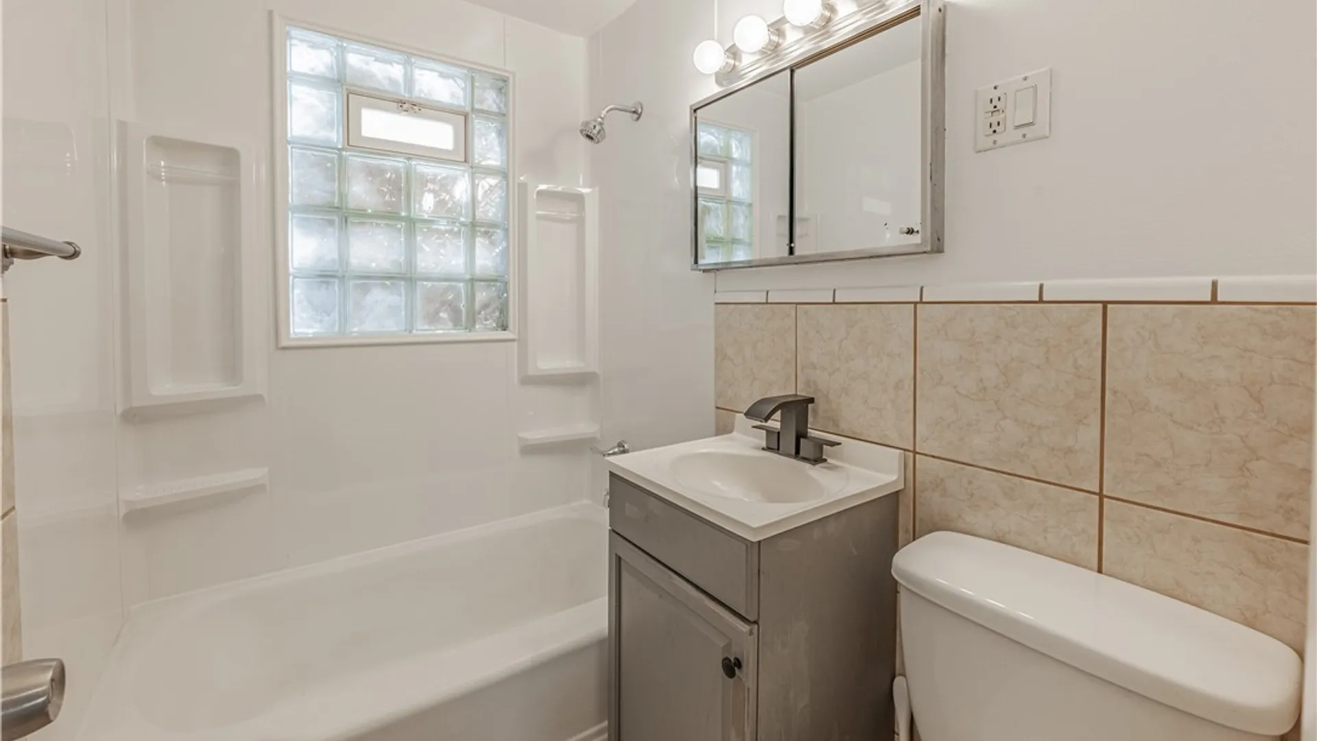 Property at 7811 Porter Road, Niagara, NY 14304 27