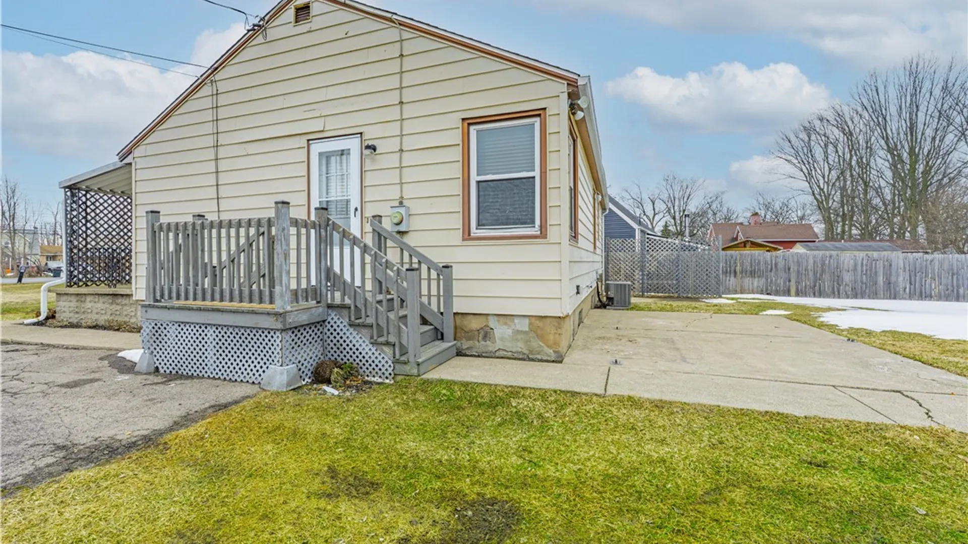 Property at 7811 Porter Road, Niagara, NY 14304 37