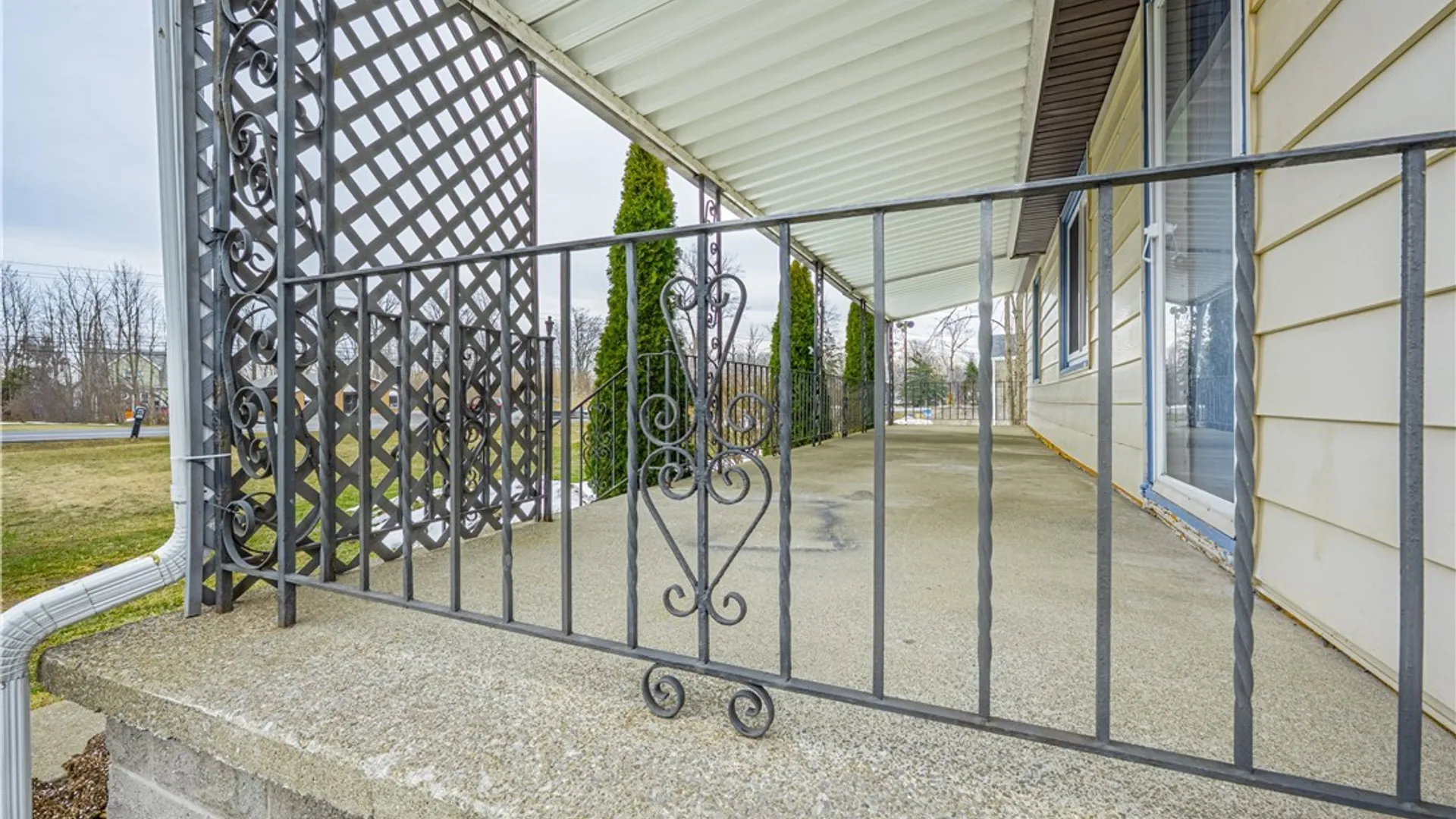 Property at 7811 Porter Road, Niagara, NY 14304 8
