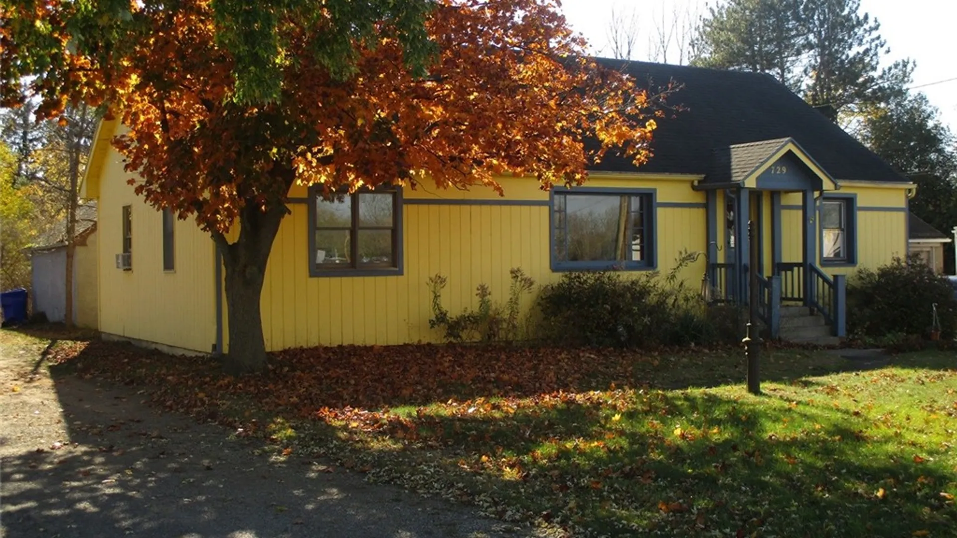 Property at 729 Ridge Road, Webster, NY 14580 3
