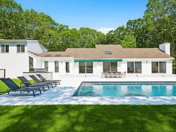 Property at 14 Livery Lane, East Hampton, NY 11937