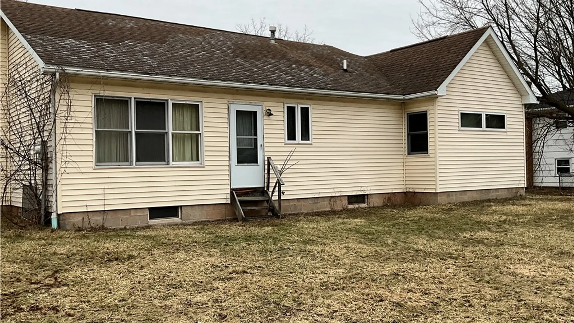 Property at 15 Jacklyn Drive, Chili, NY 14624 2