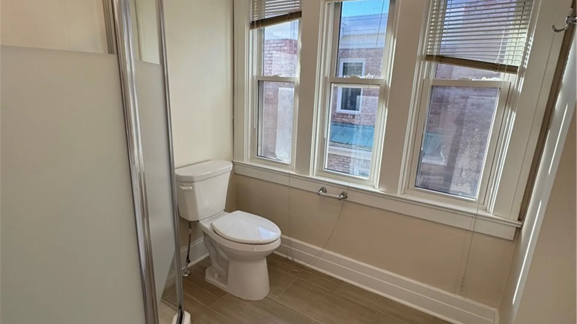 Property at 81 Humboldt Parkway, Buffalo, NY 14214 18