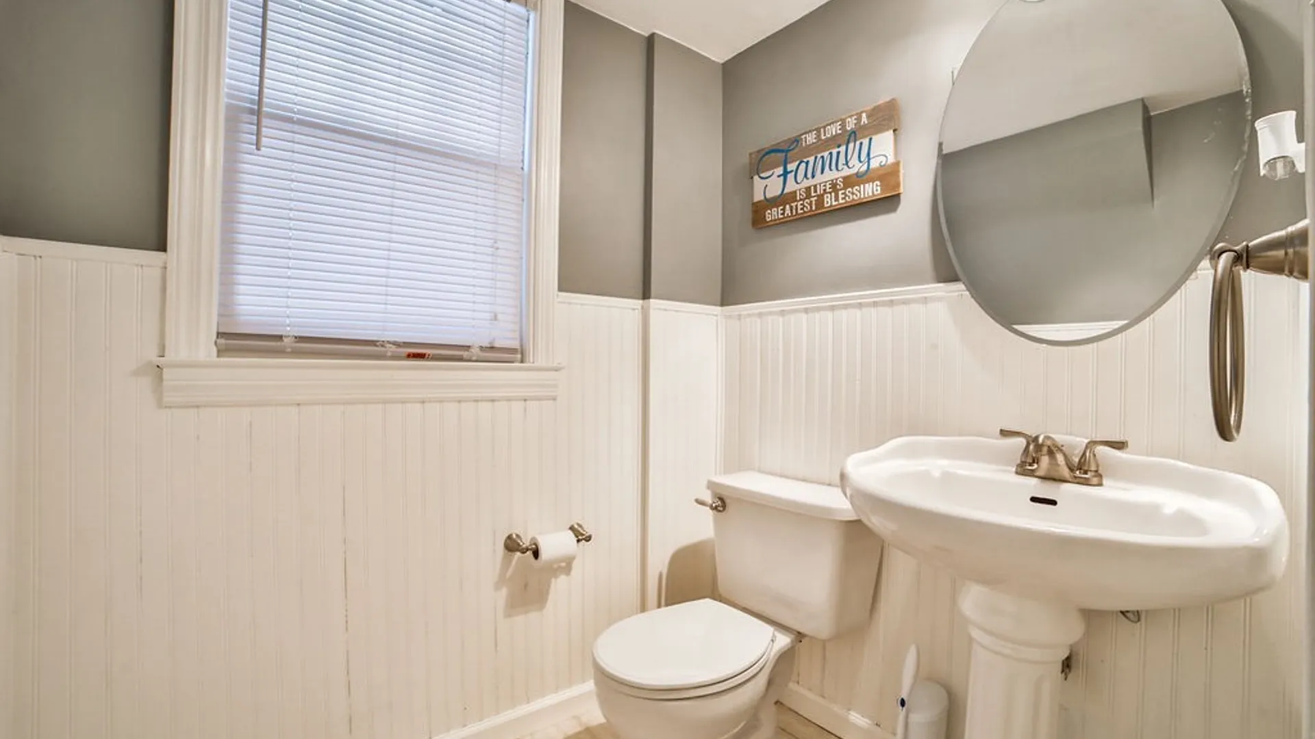 Property at 26 Coburg, Buffalo, NY 14216 29