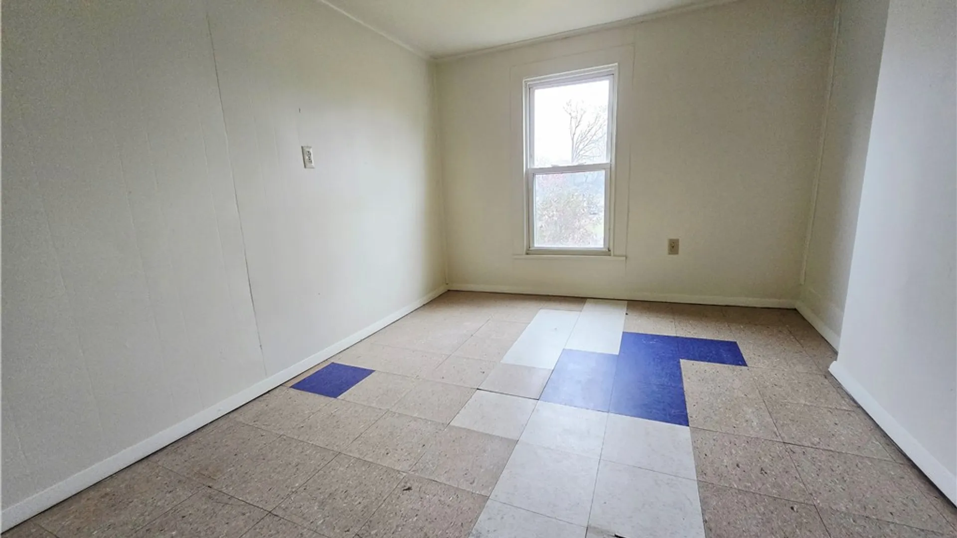 Property at 130 Elisha Street, Waterloo, NY 13165 5