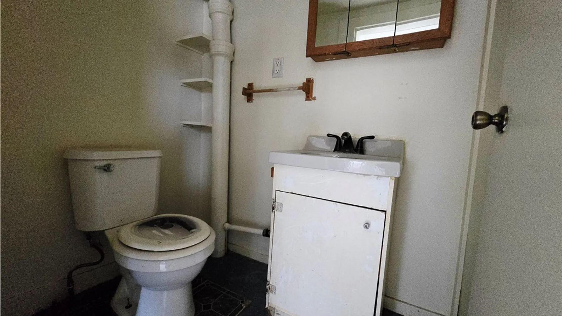 Property at 130 Elisha Street, Waterloo, NY 13165 6