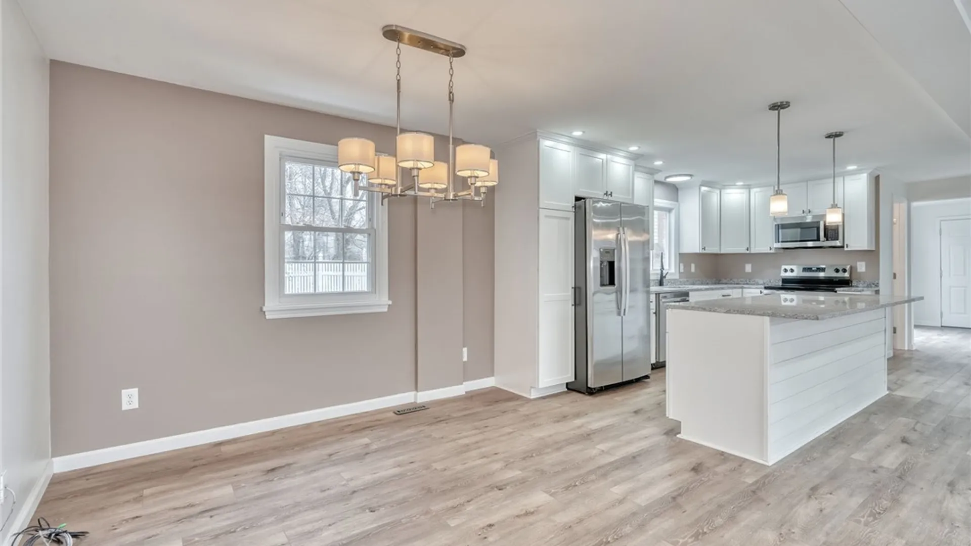 Property at 20 Sandoris Cir, Irondequoit, NY 14622 16