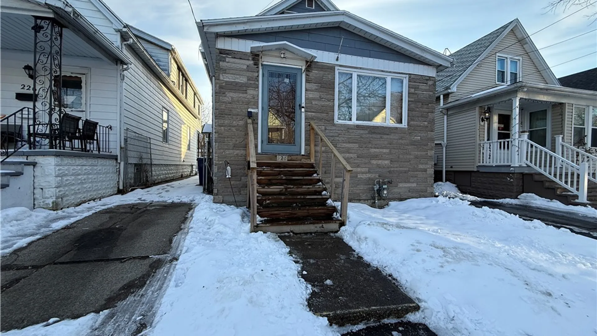 Property at 228 Newfield Street, Buffalo, NY 14207 3