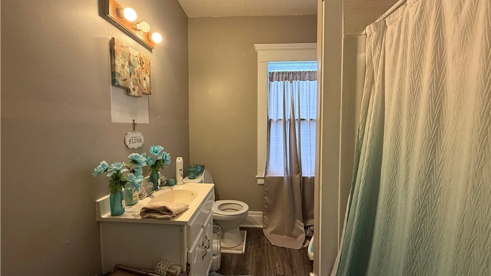 Property at 32 Wyandotte Avenue, Buffalo, NY 14207 12