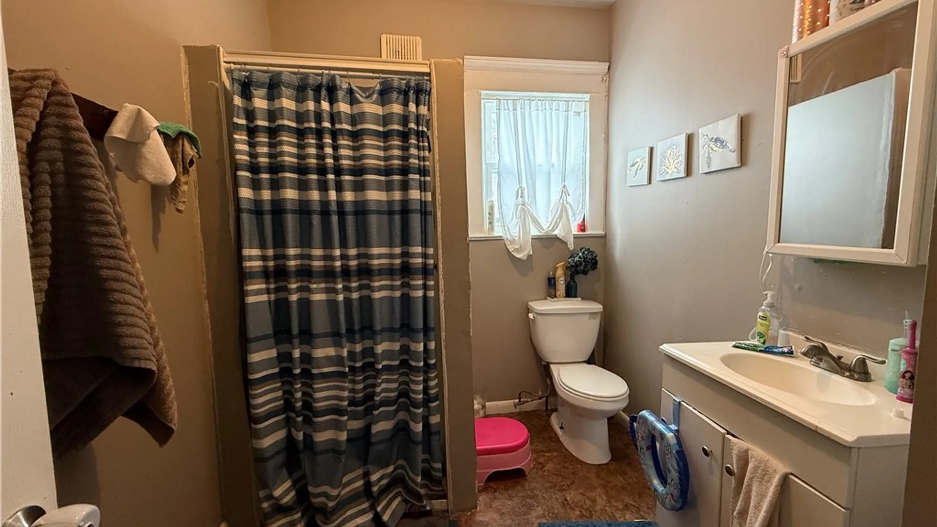 Property at 32 Wyandotte Avenue, Buffalo, NY 14207 13